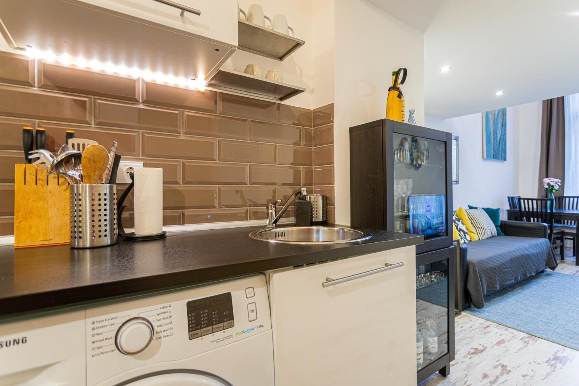 Lovolde Square - Next To Famous Andrassy Avenue Apartment Budapest