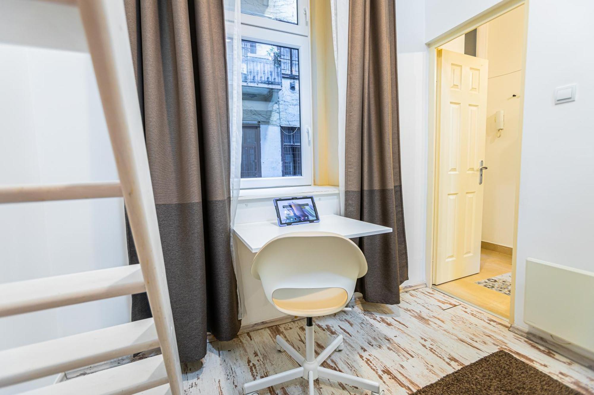 Apartment Lovolde Square - Next To Famous Andrassy Avenue Budapest
